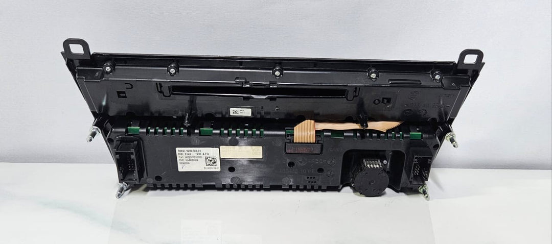OEM BMW 7 F01 F02 F03 F04 Climate control and Radio Panel 9224749