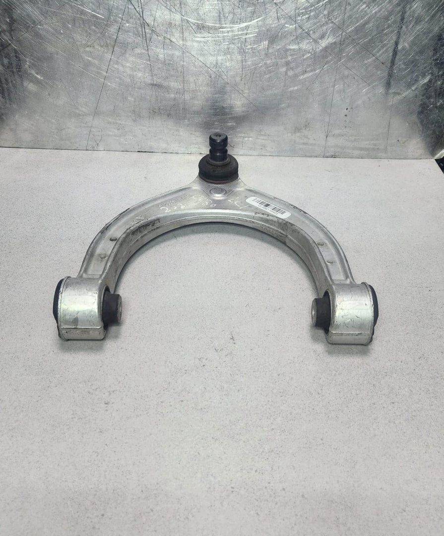 2018 BMW 540i Front Upper Control Arm 686118502 5 Series G30 G31