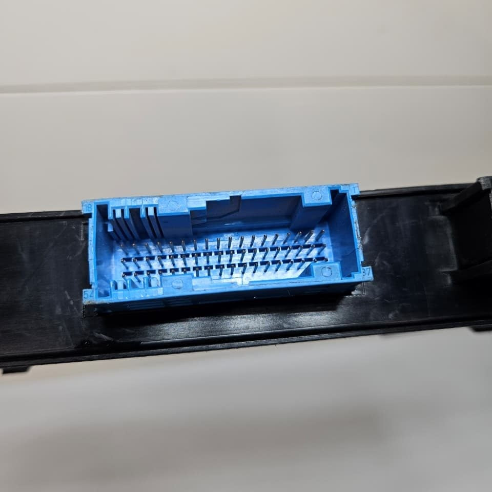 BMW E87 E81 Body Control Module 9131778 OEM