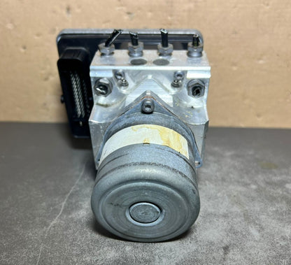 15-20 Mercedes W213 E-Class ABS Anti Lock Brake Pump Module A213 4315900 OEM