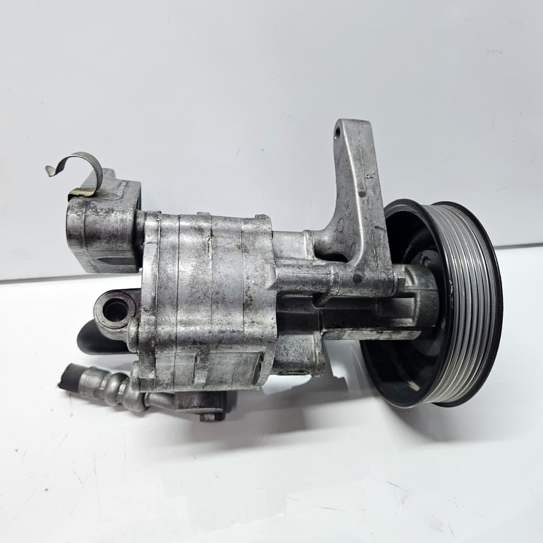 6796462-2006-2013 BMW X5 E70 3.0L N57 Diesel Power Steering Pump OEM