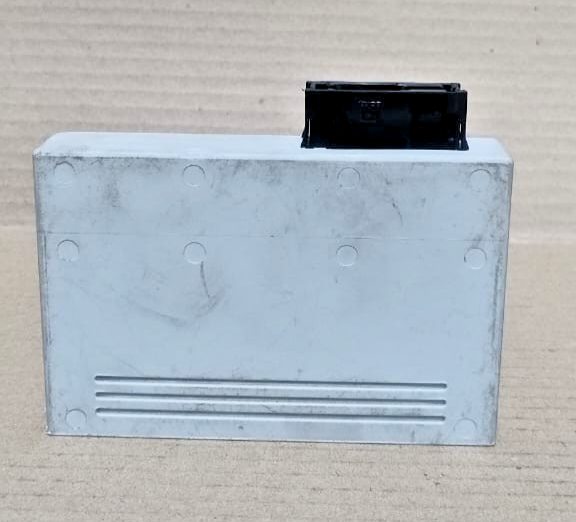 BMW E60 M5 E61 E70 E64 E63 KEYLESS GO PASSIVE CONTROL MODULE- 9134707