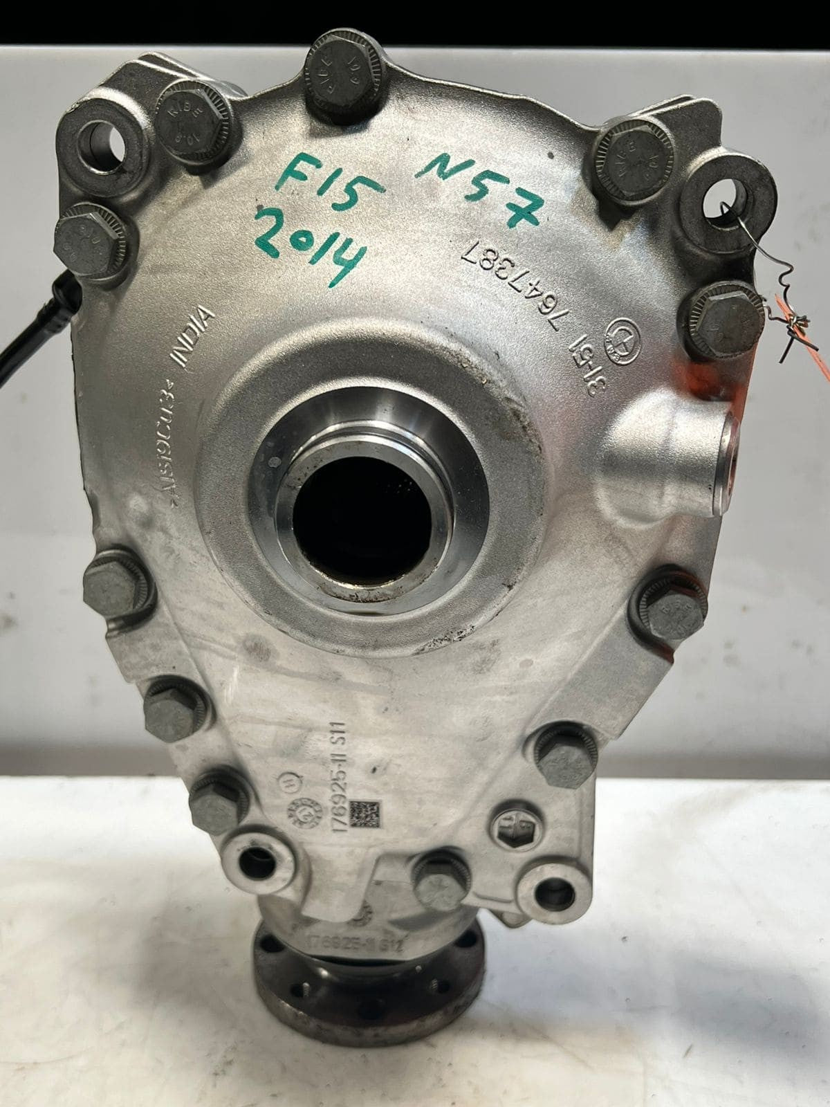 2014 BMW X5 F15 N47 X6 E71 F10 F20 F30 E70 Front AXLE Differential 8635861 OEM