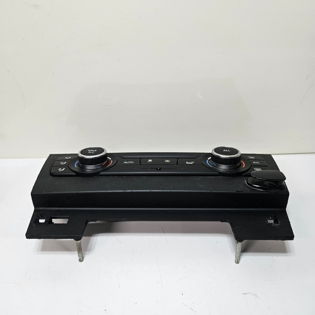 2013-2015 BMW 1 3 Series E81 E87 E90 X1 E84 Climate Control Panel 9292263