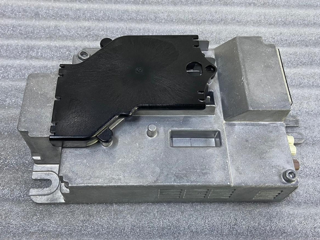 OEM BMW X7 G07 Receiver Audio Module HIGH DAB Amplifier 5A9BF88