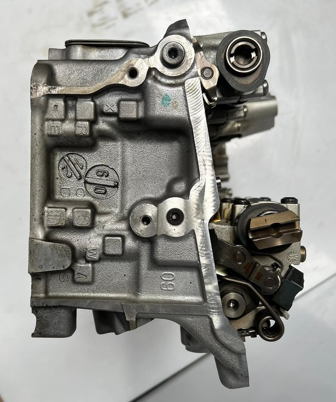 BMW Engine Cylinder Head 7845492 F06 F10 F12 F13 models with 4.4L petrol engines