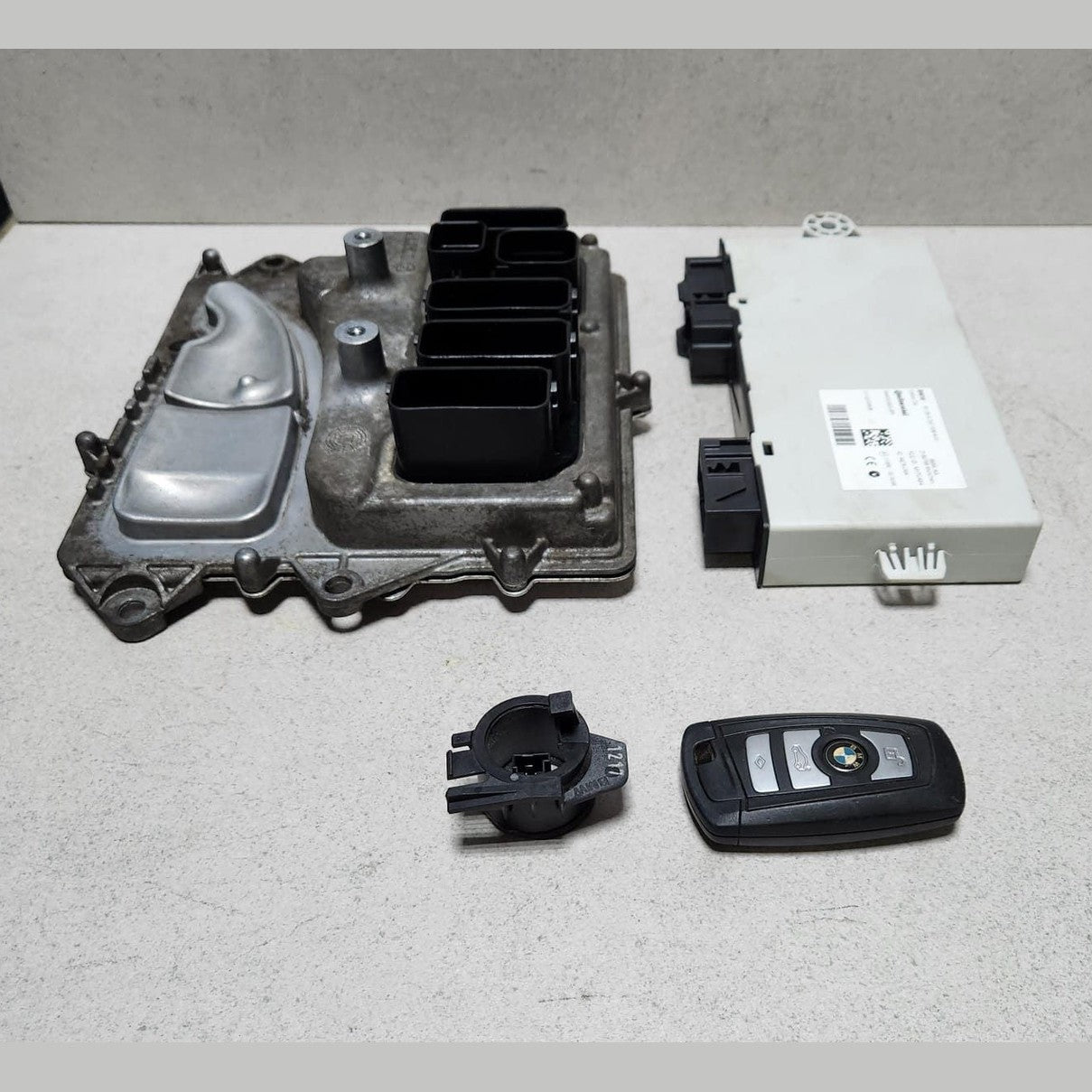 2011-2012 BMW 535i F10 Engine Control Unit 7629420 F07 F10 N55  X3 F25 ECU SET 