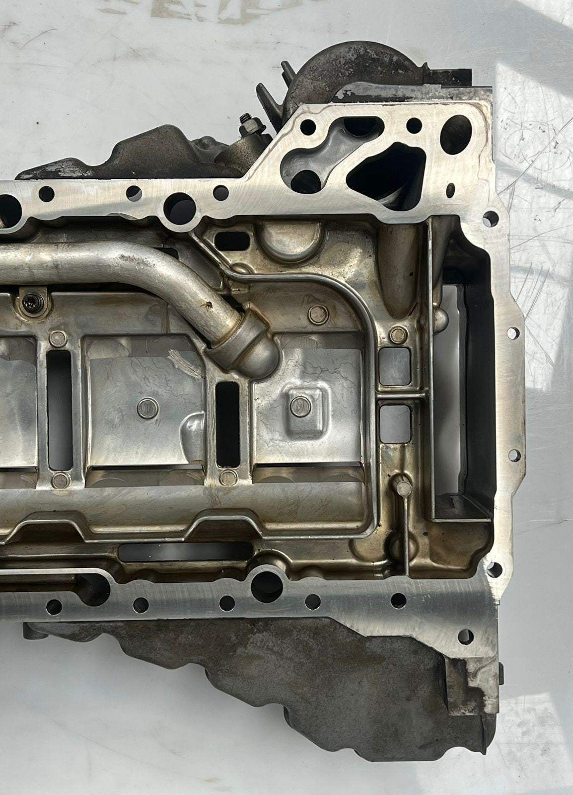 BMW F10 M5 F12 F13 M6 S63N Petrol Engine Upper Oil Sump Pan. PNo-1113 7843143 9