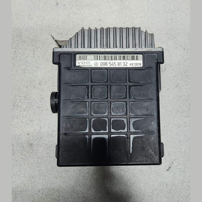 1989 Mercedes-Benz 560SEL Engine Control Unit 0065458132 Mercedes-Benz W126 560S