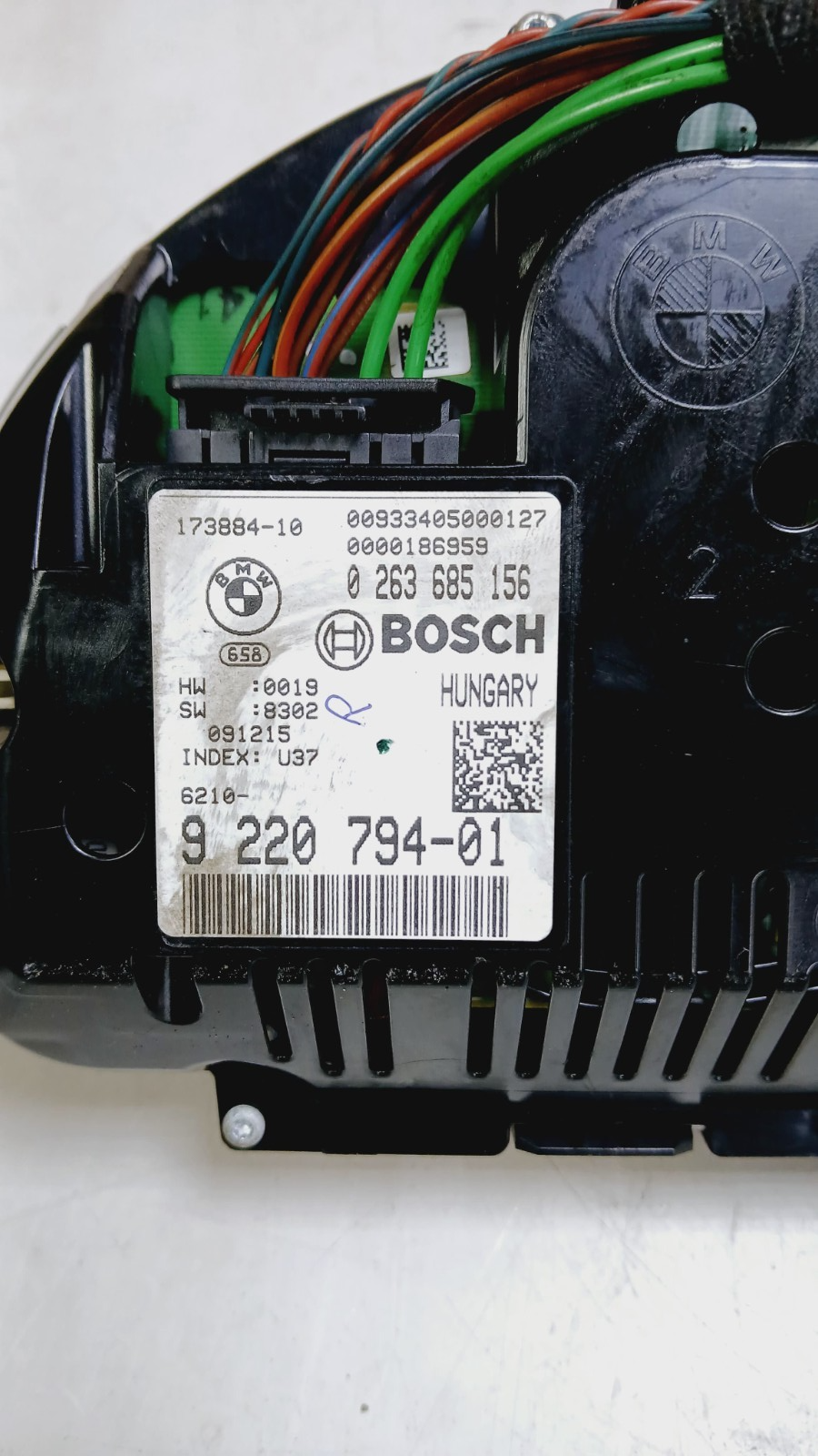 BMW 7 F01, F02 INSTRUMENT CLUSTER 9220794 4.4 PETROL