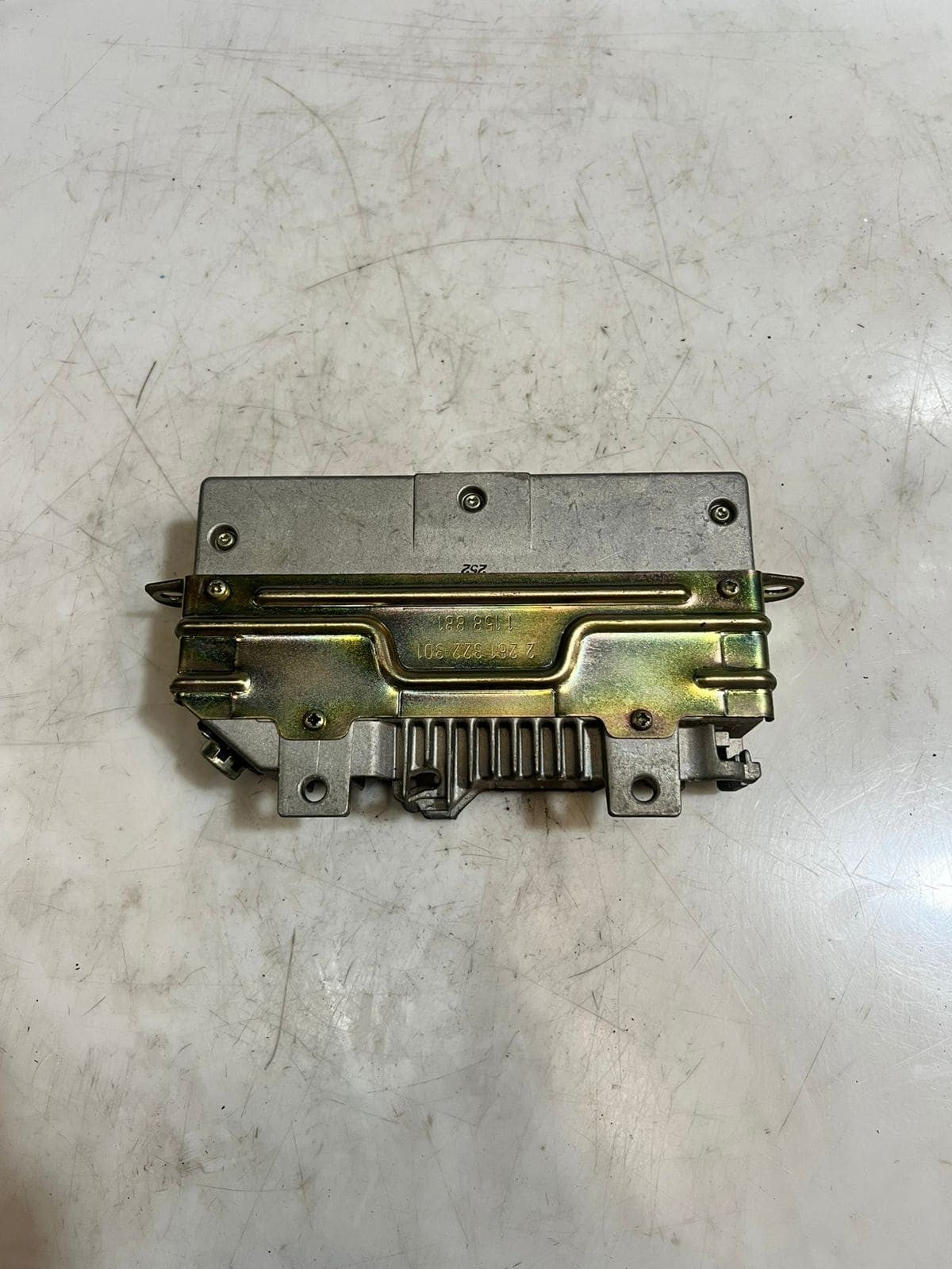 1993-1994 BMW 740i E32 E34 ABS BRAKE Control Module 0265106058