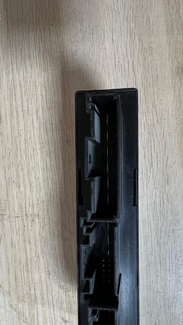BMW Body Control Module 6974319 5 Series E60 E61