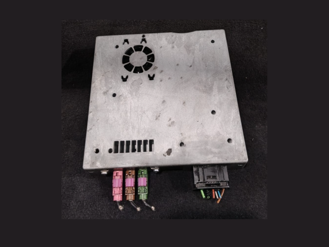 BMW 7 3 4 5 F01 F30 F06 X3 X4 X5 X6 TV MODULE / CONTROL UNIT - 9206014