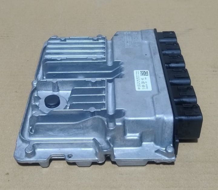 BMW F40 M135I XDRIVE X3 ENGINE COMPUTER BODY CONTROL ECU ECM DME BDC 5A24334