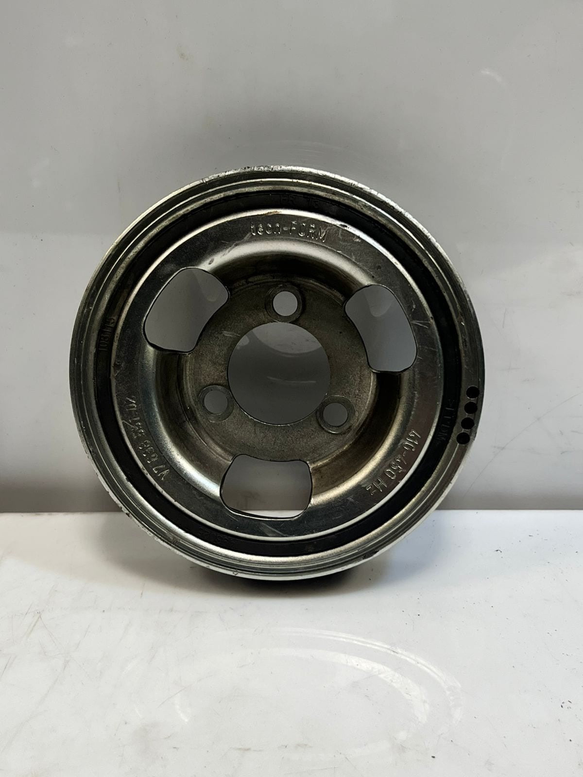 BMW 1 3 Series F30 F31 F35 F20 F21 Engine Crankshaft vibration Pulley 7638551 