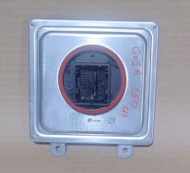 BMW G05 R LED HEADLIGHT CONTROL MODULE ADAPTIVE BALLAST US - 7933359