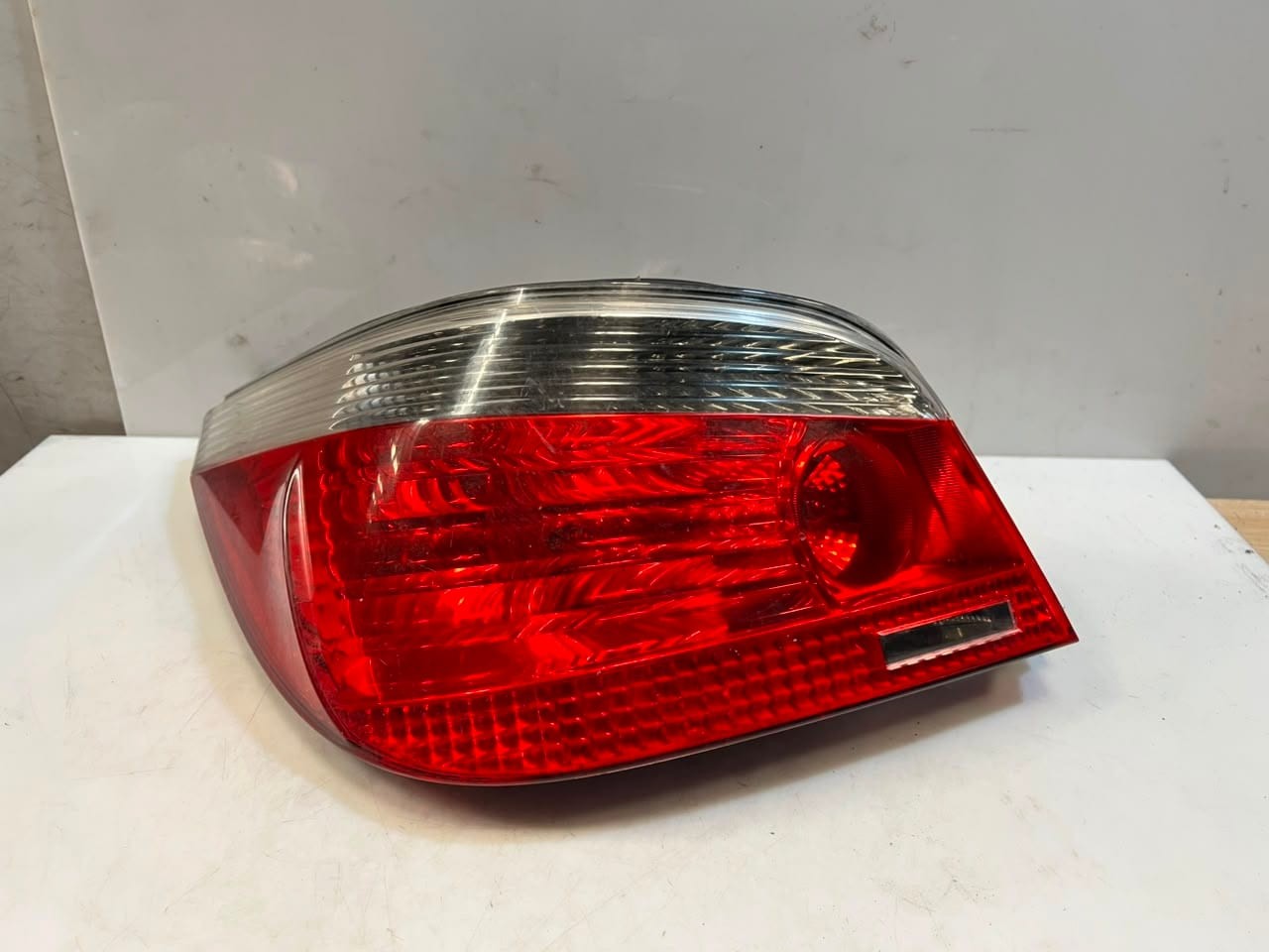 BMW 5 Series E60 Rear Tail Light Rear Left RIGHT 7165737 7165738 OEM
