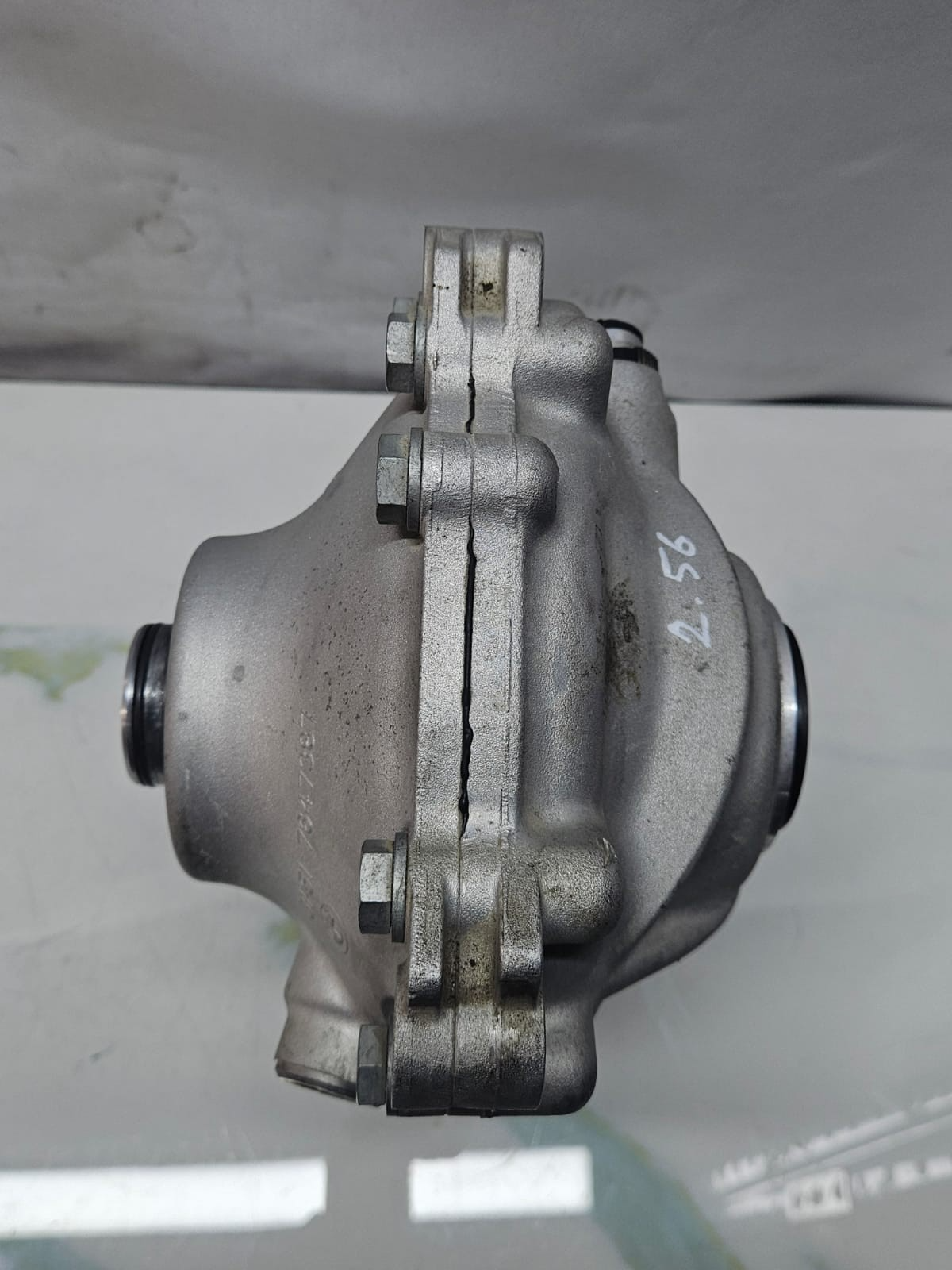 BMW G11 G12 G30 G31 F32 F36 7648878 Differential Front Axle Gearbox Ratio-2.56