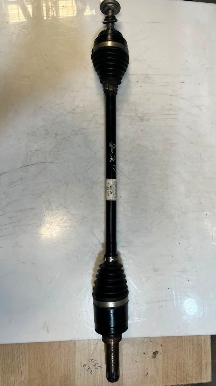 2016-2020 BMW X1 F48 Rear Drive Shaft AXLE 7646867 OEM