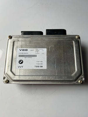 BMW 2002-2005 BMW 745i Gearbox Control Unit 7510154 6 Series E63 E64 2003-2010 a