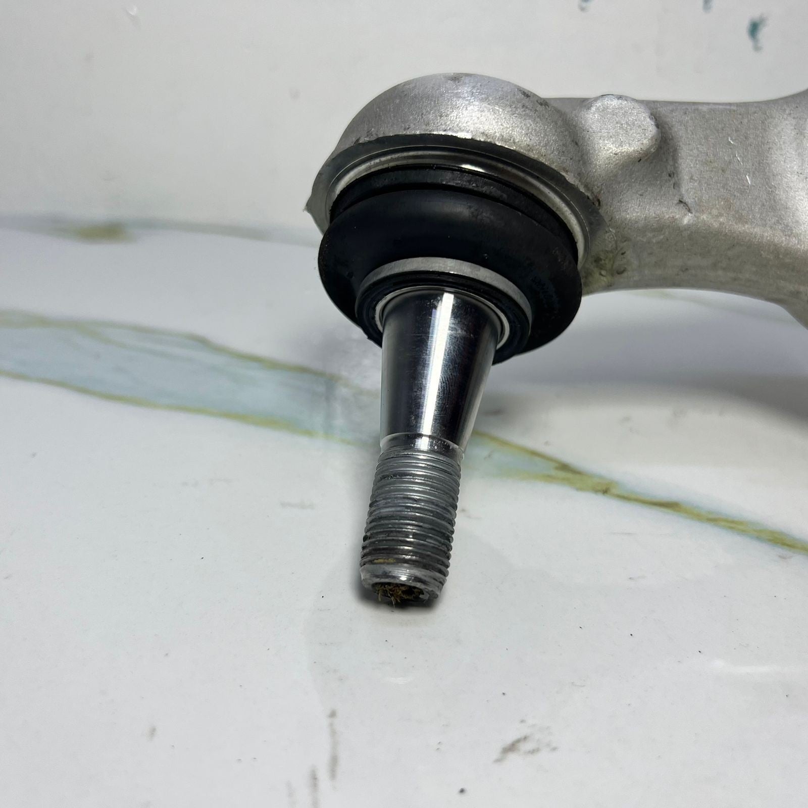 14-18 Mercedes W205 C-Class C300 C350 Front Left Side Suspension Control Arm
