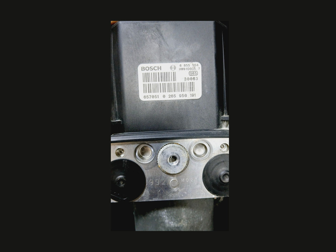 2002 - 2005 BMW 745i abs pump & module anti-lock brake unit 6761781/6855554