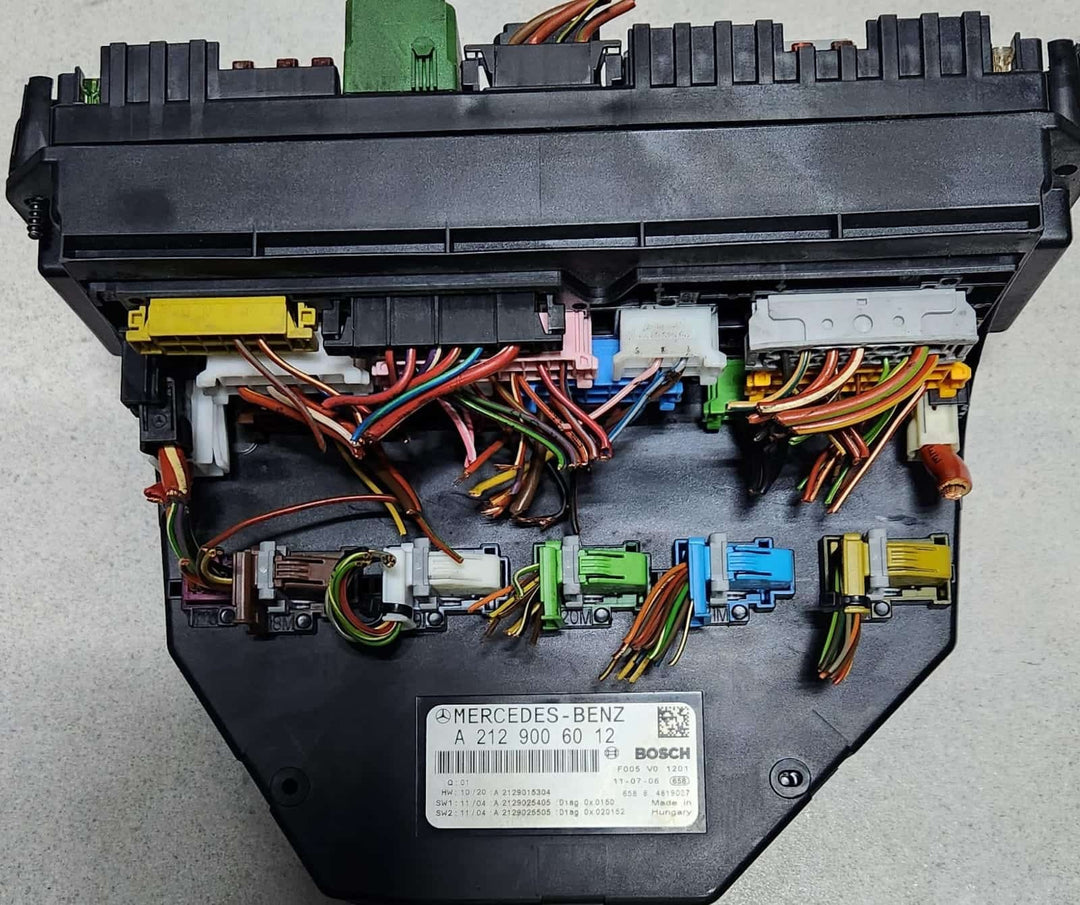 2010-2016 Mercedes E350 Sam Control Module A2129006012 W204 W212 E-Class A207 
