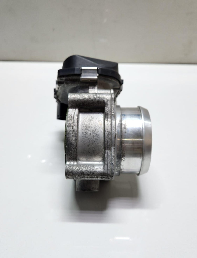 2010-2015 BMW 760i F02 Throttle Body A2C83943400 V12 6.0