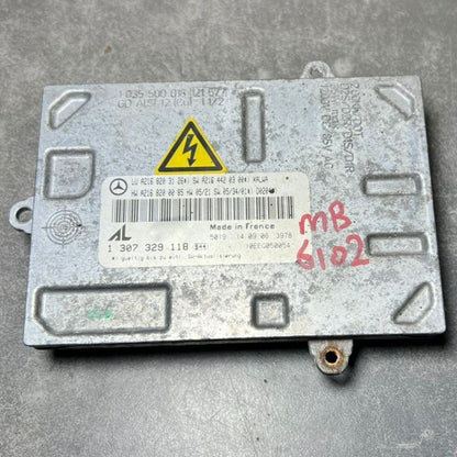 Mercedes Benz W221 Xenon Light Headlight Control Module Unit A216 8203126 OEM