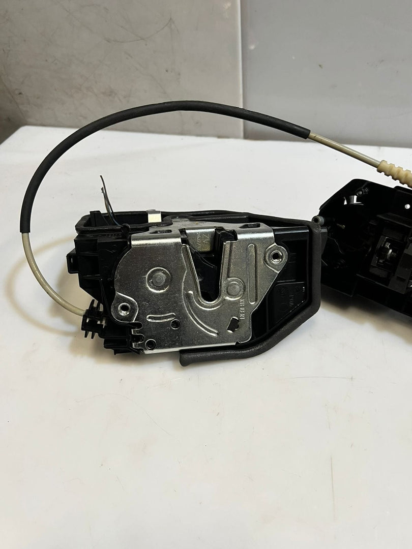 2012-2016 BMW 328i F10 X1 X3 X5 X6 Rear RIGHT Door Lock Actuator 7229460 OEM