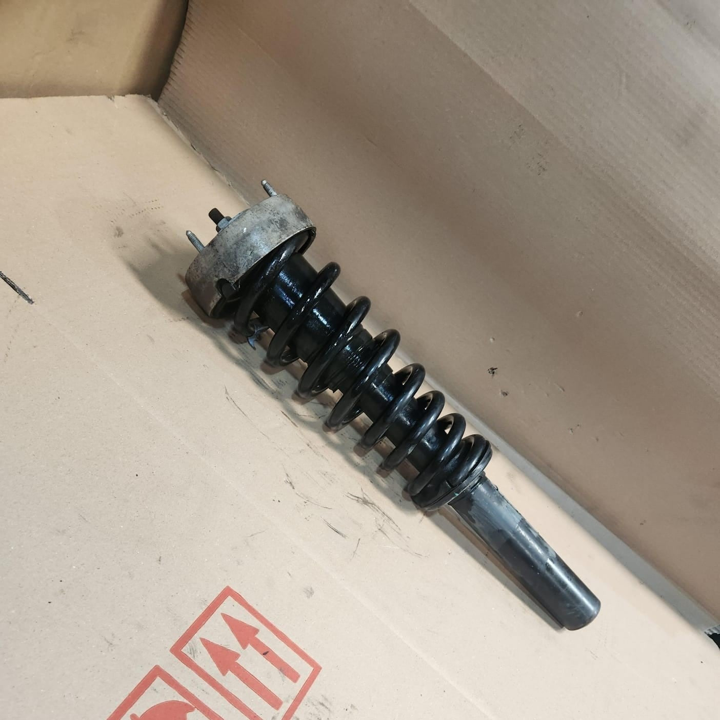 2006-2013 BMW X5 Front Shock Absorber 6780488 X5 E70 right