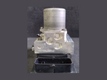 Load image into Gallery viewer, BMW 5 SERIES G30 G31 ABS PUMP CONTROL MODULE 6893764 OEM PRODUCT

