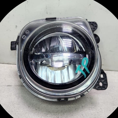 2014-2016 BMW 5 Series F07 F10 F11 528i 535i 550i Front Right Fog Light 7311294