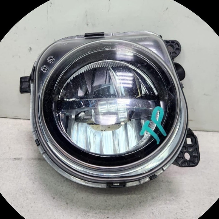 2014-2016 BMW 5 Series F07 F10 F11 528i 535i 550i Front Right Fog Light 7311294 