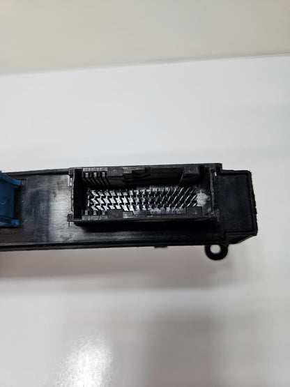 OEM BMW E87 1 SERIES BODY CONTROL MODULE 6983304