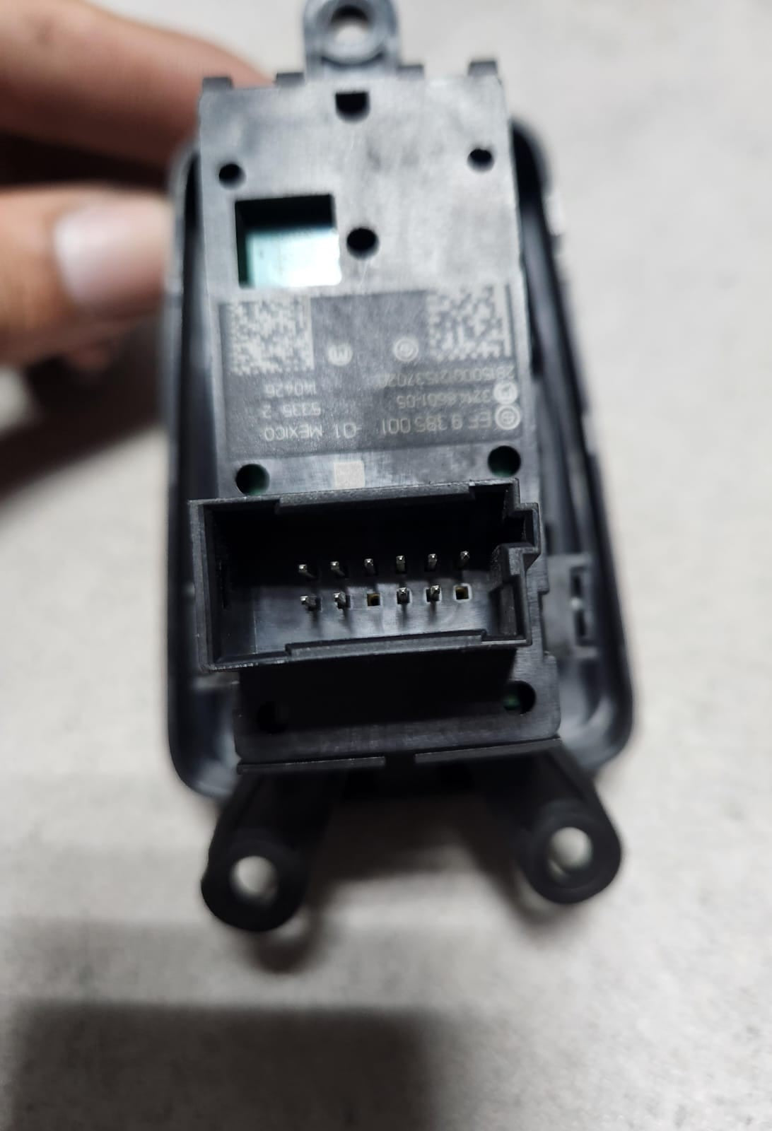 BMW 218i Electric Parking Brake Switch 9385001 2 Series F45 F46