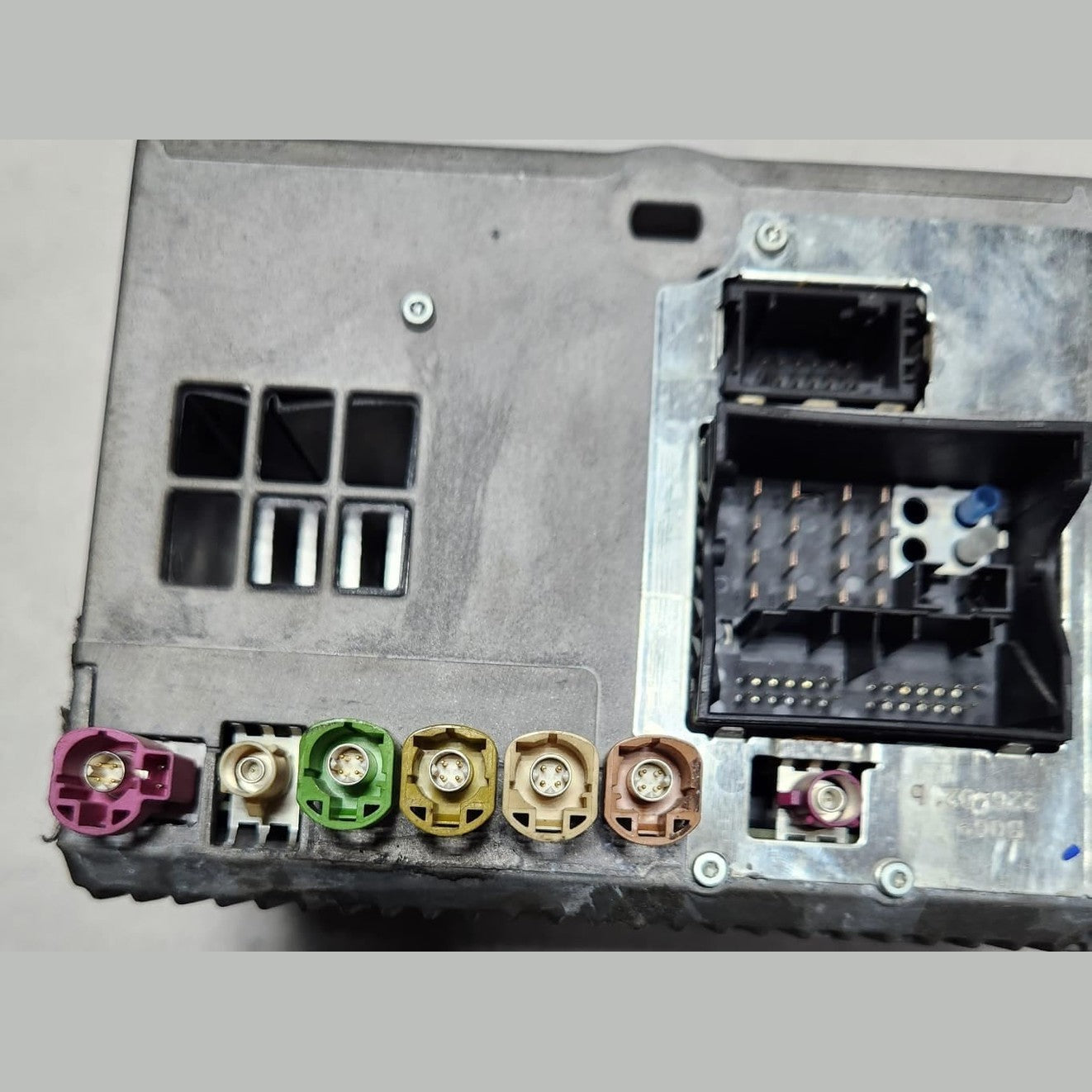 2011-2013 BMW 528i Radio Navigation Head Unit 9311040 5 Series F10 528i 535i 