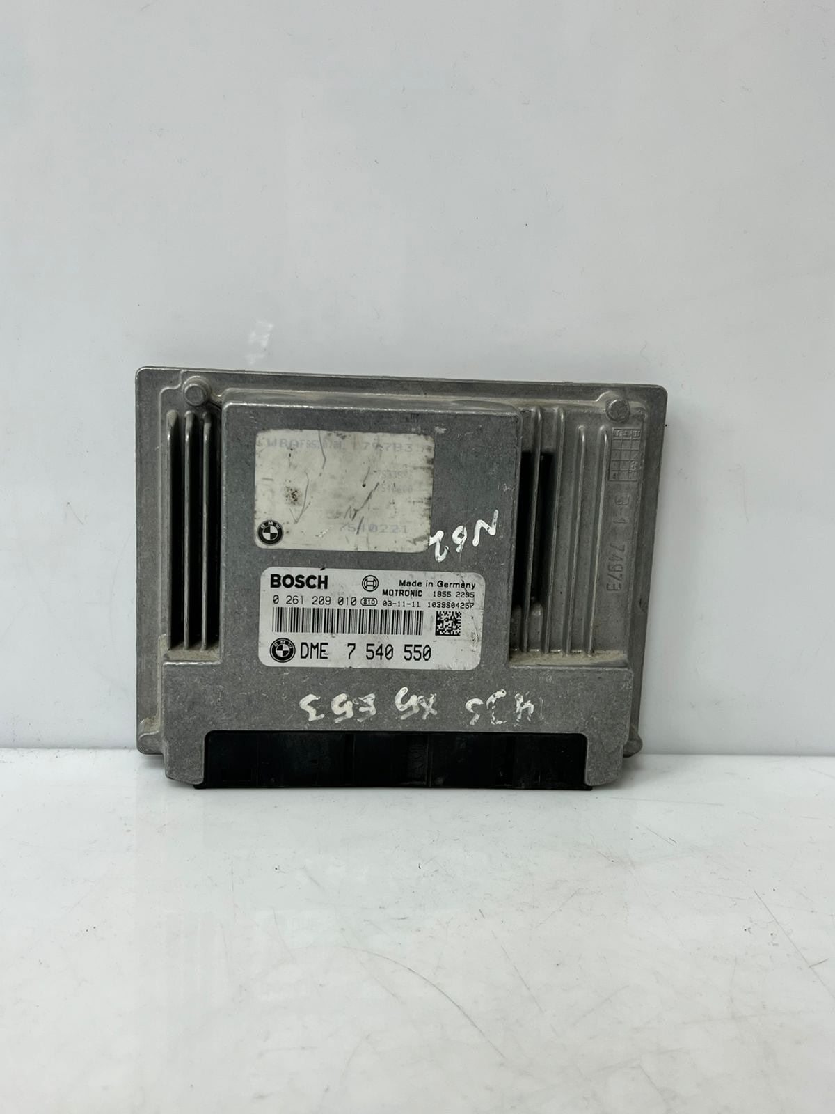 2004 BMW E53 N46 X5 435I Engine Control Module UNIT ECU ECM 0261209010 7540550