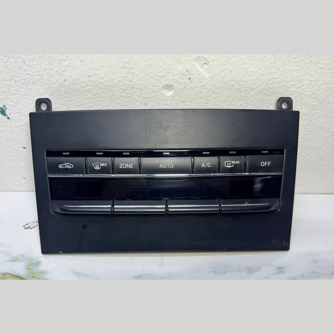 Mercedes Climate Control Unit A2129004100 E-Class W212