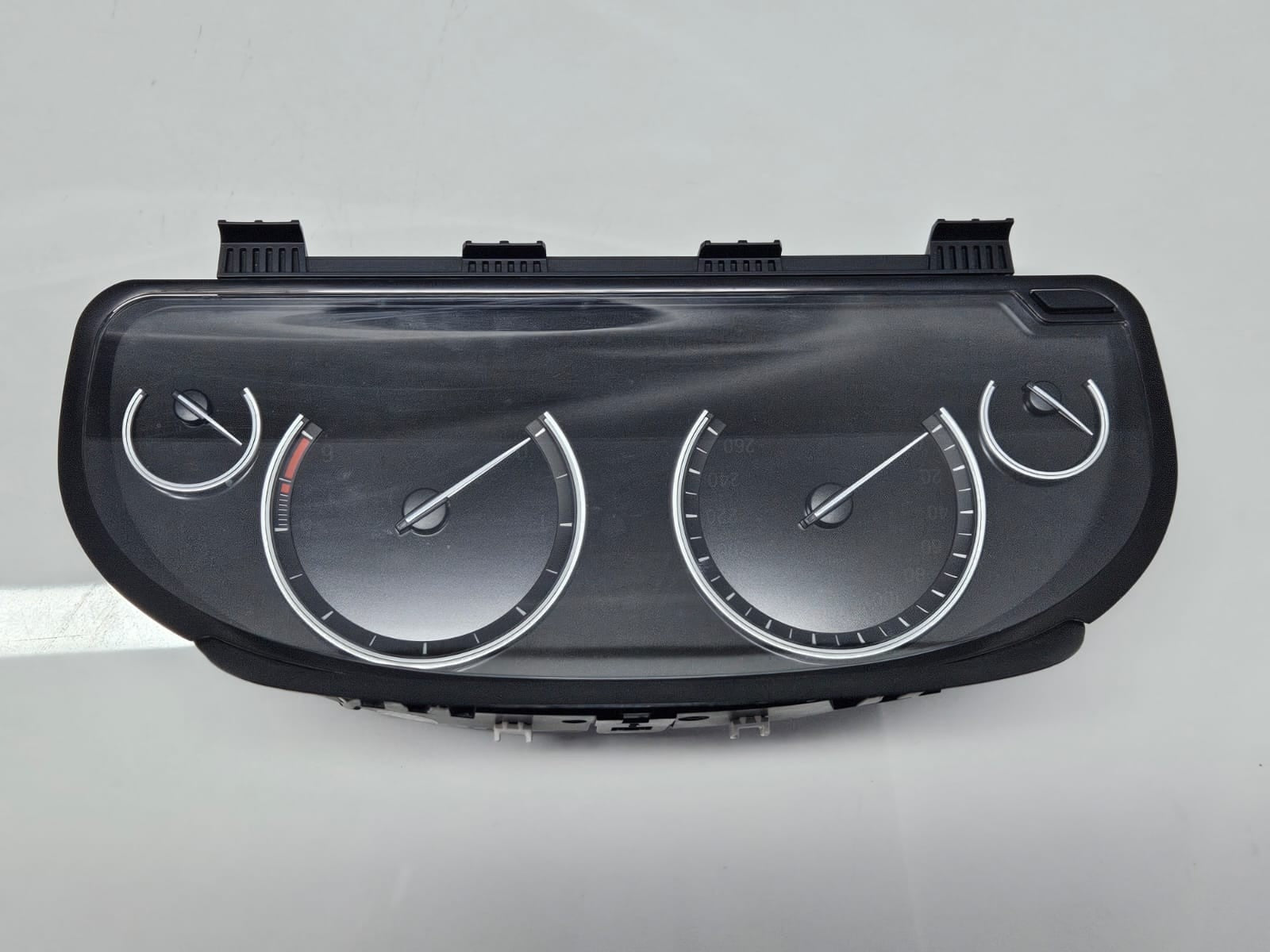 8795224-2018 BMW X4 F26 N57 RHD Instrument Cluster Speedometer OEM