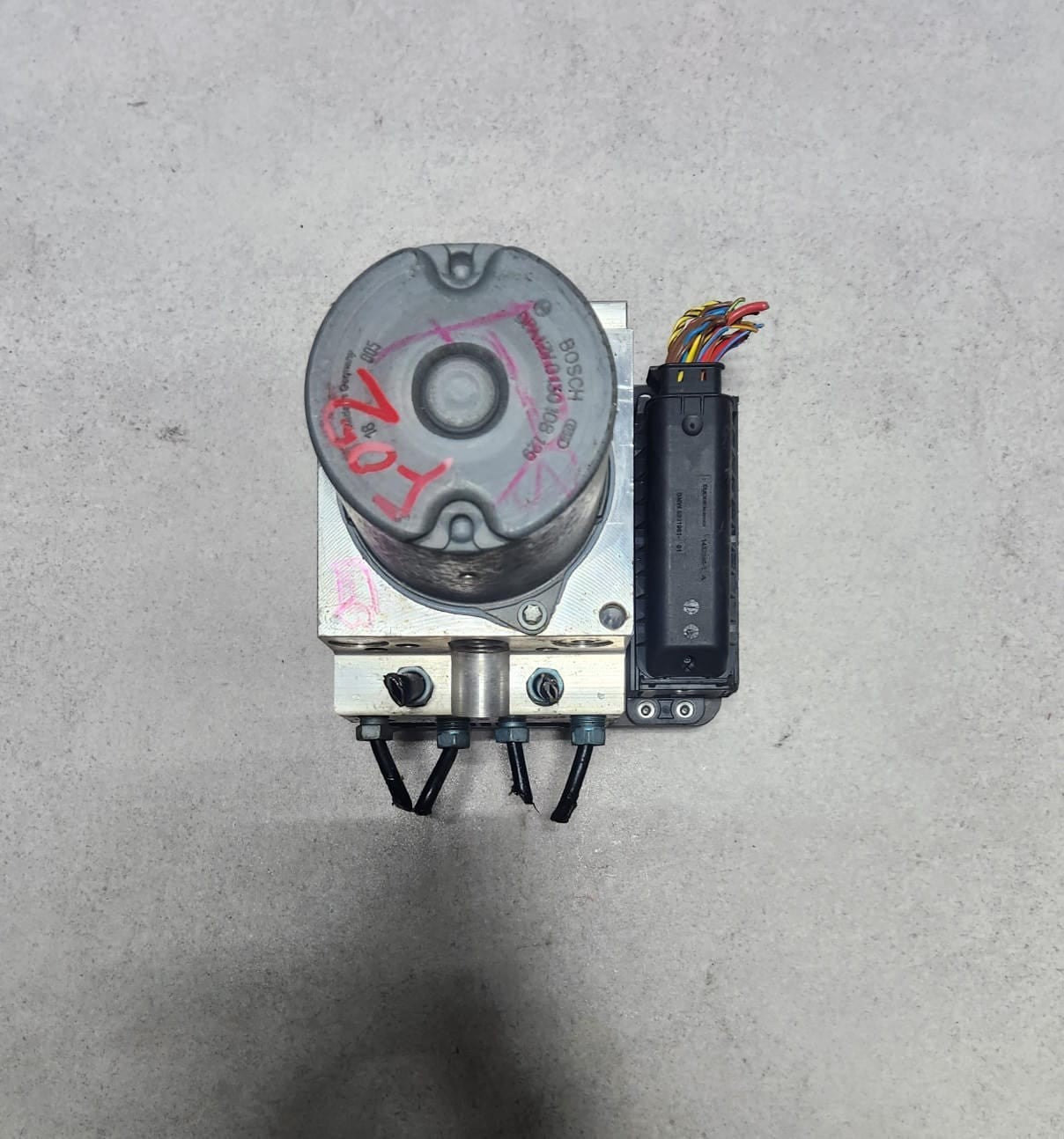 BMW Abs Anti-Lock Brake Pump Module 6797036 F01 F02 7 Series and F07 5 Series 