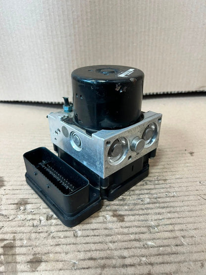 2012-2013 BMW 1' F30 F20 F21 320i ABS Hydraulic Block Control Pump 6860730 OEM
