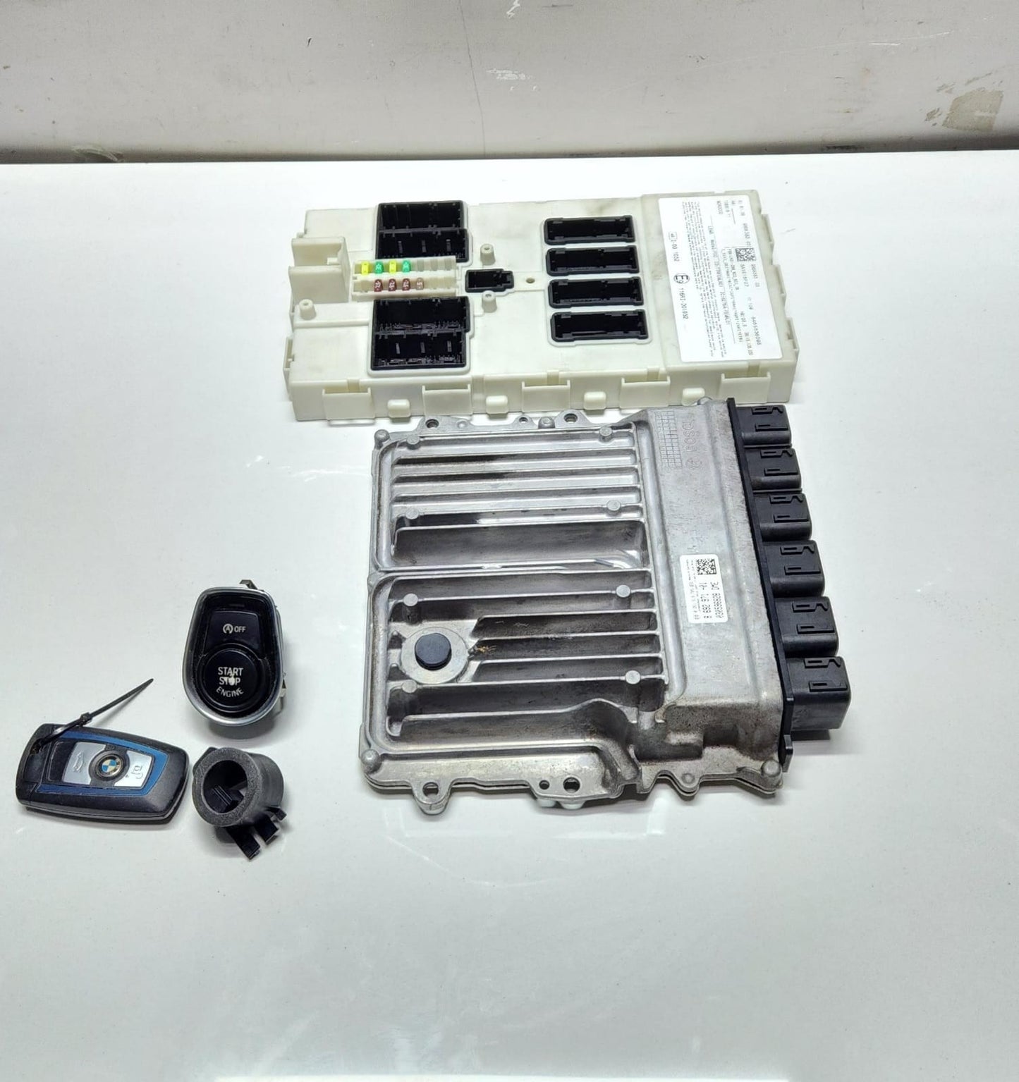 2017-2020 BMW 120i Engine Control Unit ECU 8692971 220i 230i 320i 330i 420i OEM