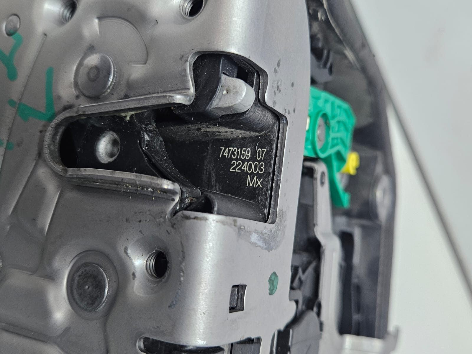 BMW X3 X4 G01 G02 F97 F98 DOOR LOCK ASSEMBLY REAR LEFT PASSENGER SIDE 7473159
