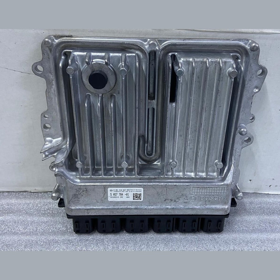 OEM BMW X4 G02 ENGINE CONTROL UNIT ECU ONLY DME 5A57784 BOSCH