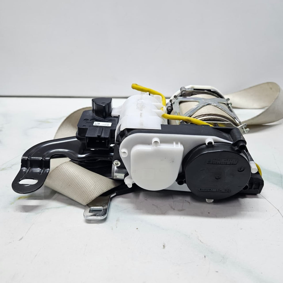 2016-2022 BMW 5 Series G31 Front Right Seat Belt 7430120