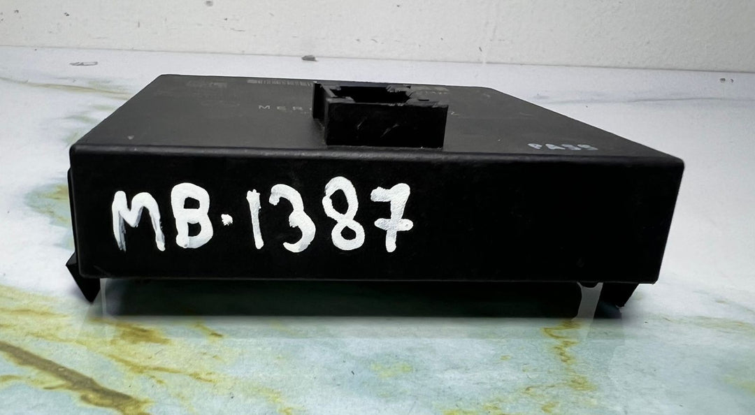 2007-2013 Mercedes-Benz W221 S-Class Gateway Control Module A221 5402762 OEM