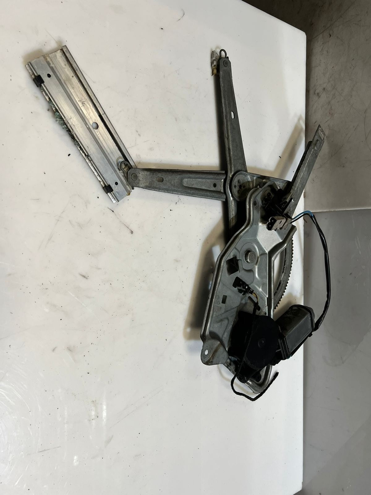 BMW 5 Series E34 Window Regulator Rear Right Electric 1944072 OEM