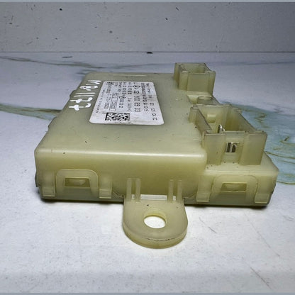 10-14 Mercedes S550 Keyless Go Control Module A2219006903 W221 S-Class and C216 