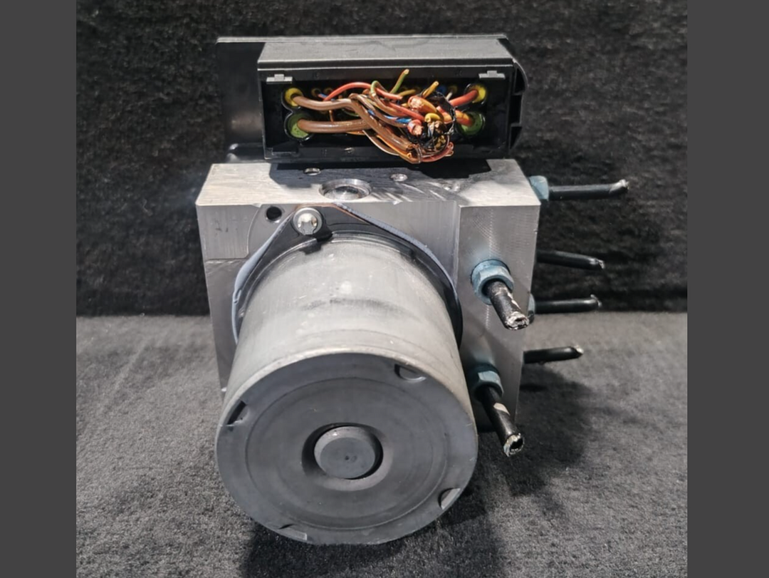 OEM Brake Pump BMW X1 E84 Hydraulic Unit ABS Pump Module 6860214 6860215